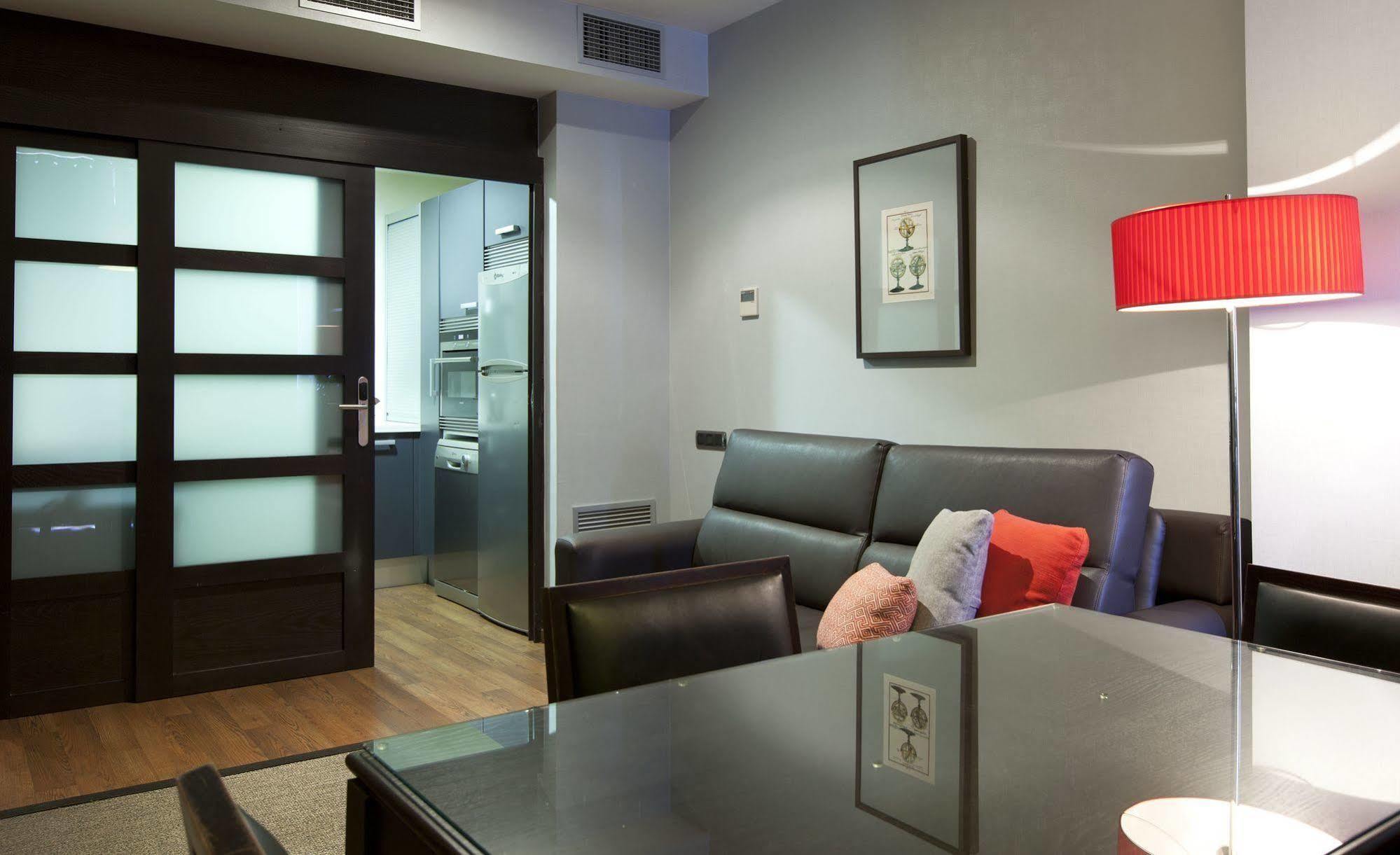 Suites Center Barcelona Zewnętrze zdjęcie